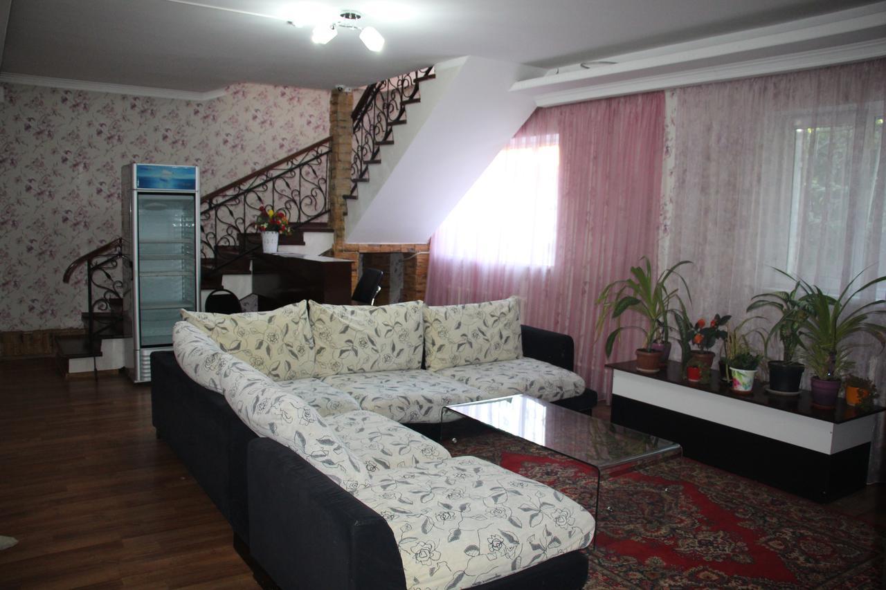 Dream Hostel Schymkent Exterior foto